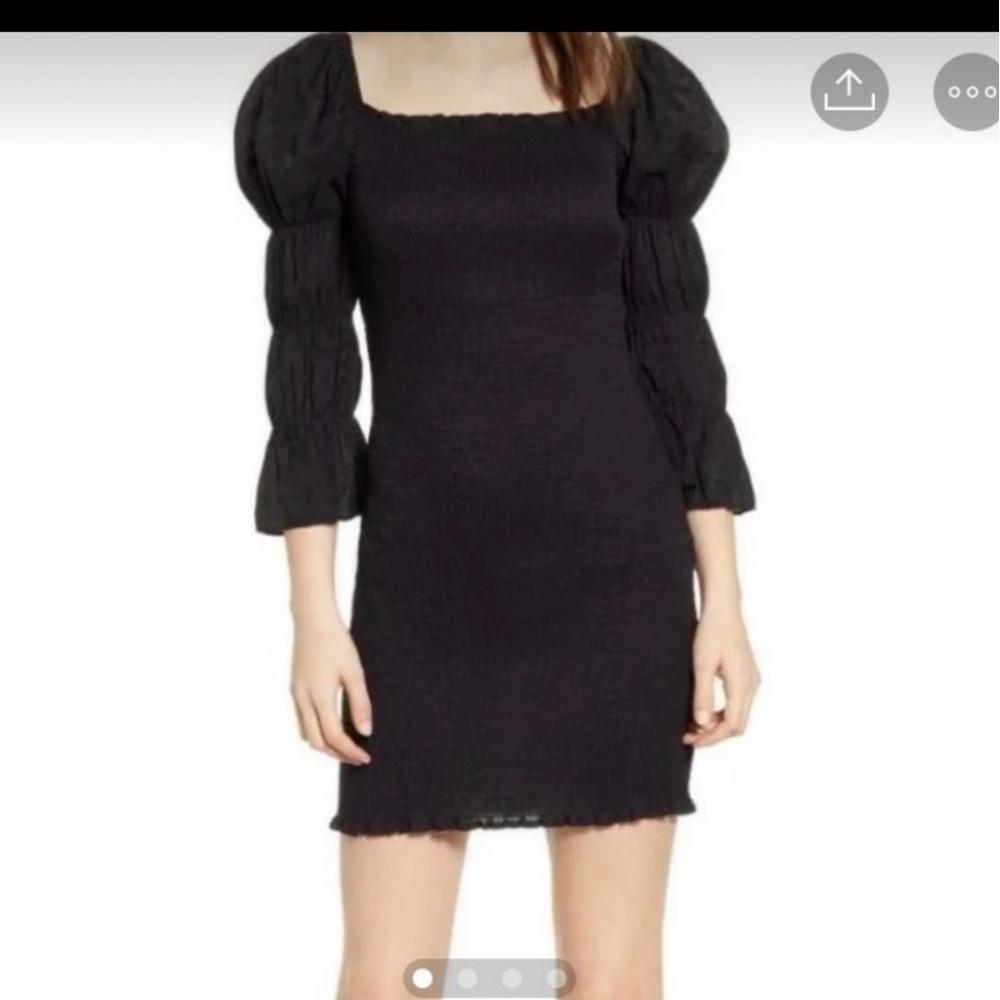 JOA Urban‎ Outfitters Mini Dress Black Small Puff  Statement Sleeves Smocked S